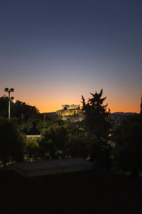 Spacious 3bdr Apartment with Monumental View